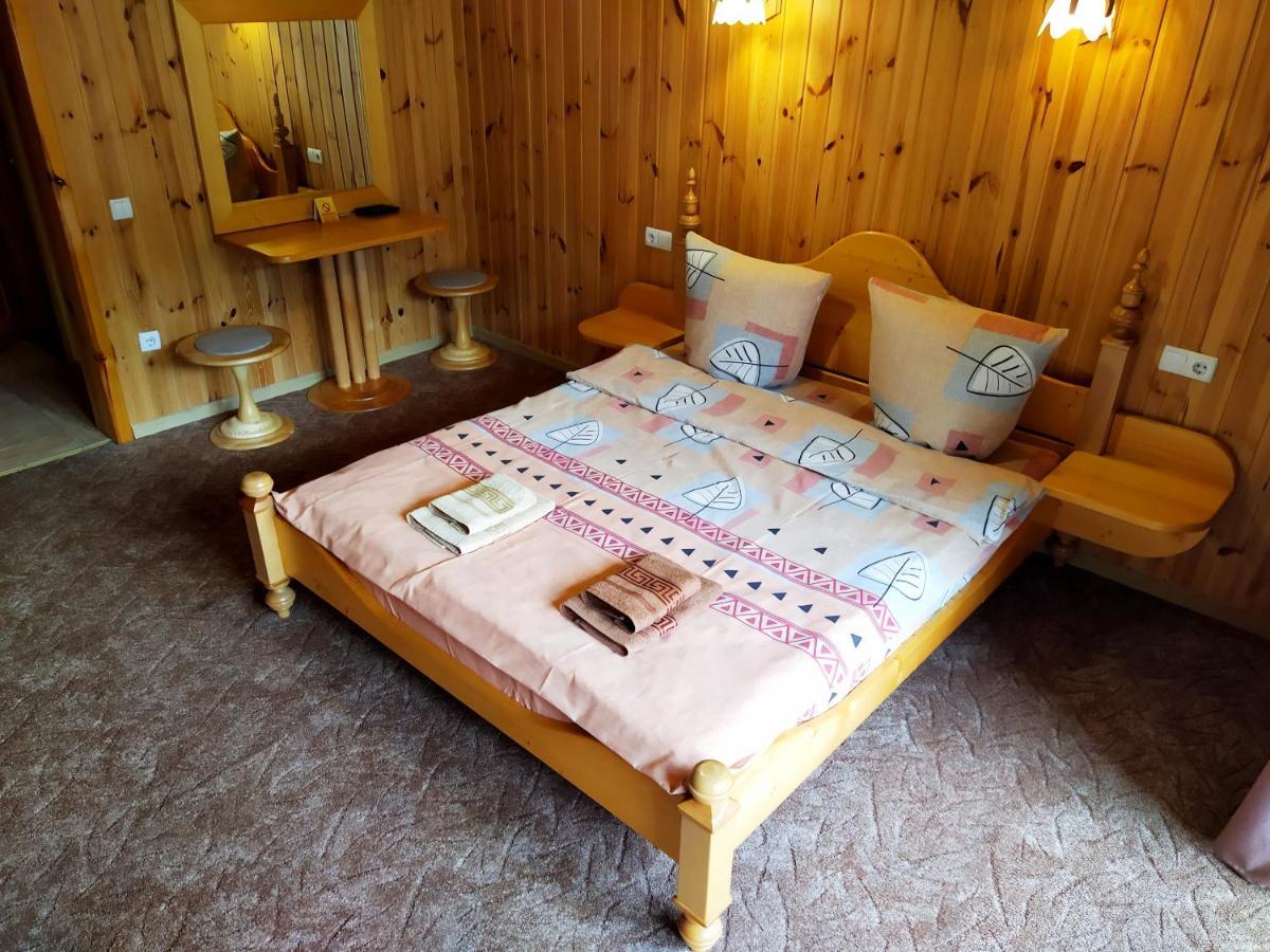 Guest House Shafran Yaremche Dış mekan fotoğraf